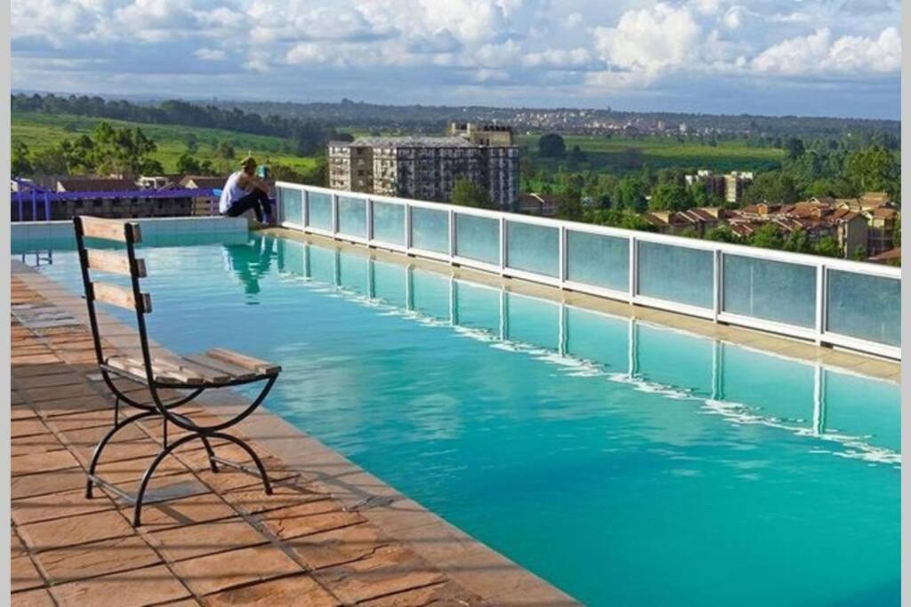 Lovely Studio Rental With Pool Kiambu Luaran gambar